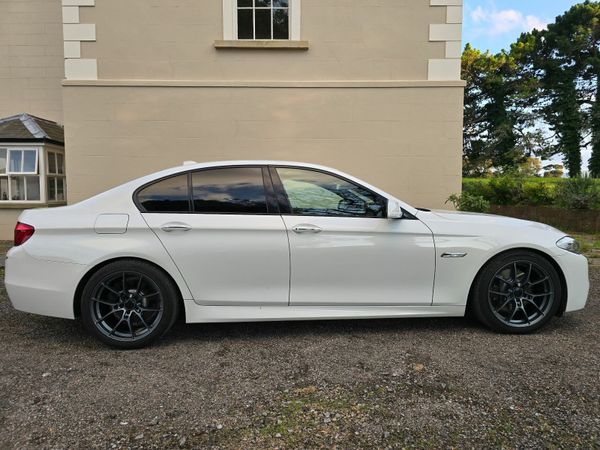 BMW 5-Series Saloon, Petrol, 2013, White