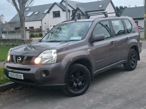 Nissan X-Trail SUV, Petrol, 2009, Purple