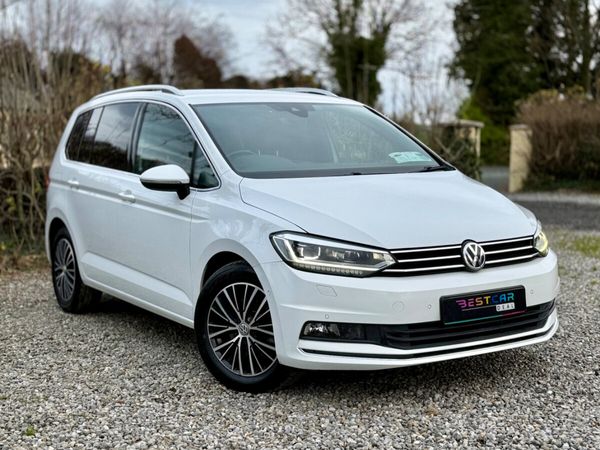Volkswagen Touran MPV, Petrol, 2017, White