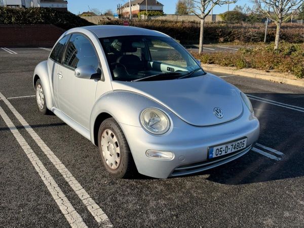 Volkswagen Beetle Hatchback, Petrol, 2005, Silver