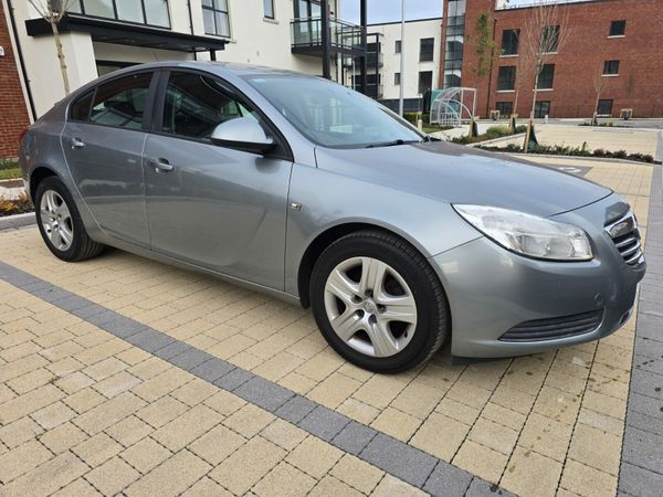 Opel Insignia MPV, Diesel, 2012, Silver