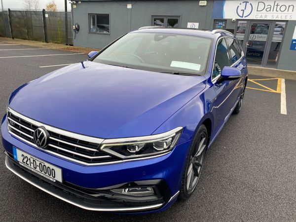 Volkswagen Passat Estate, Diesel, 2022, Blue