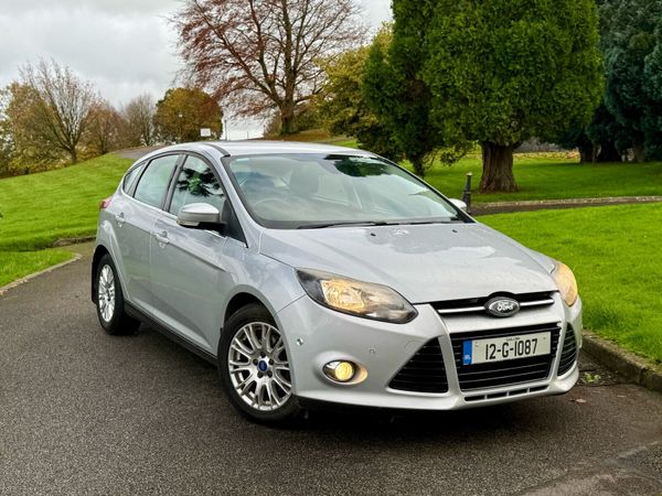 Ford Focus Hatchback, Diesel, 2012, Silver