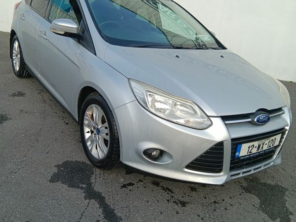 Ford Focus Hatchback, Diesel, 2012, Silver