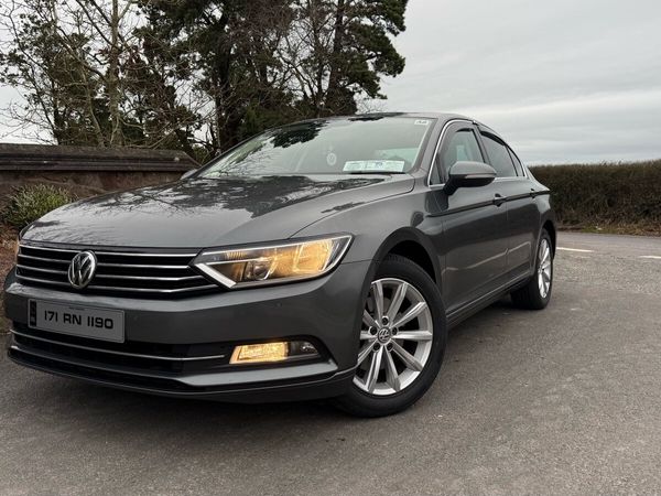 Volkswagen Passat Saloon, Diesel, 2017, Grey