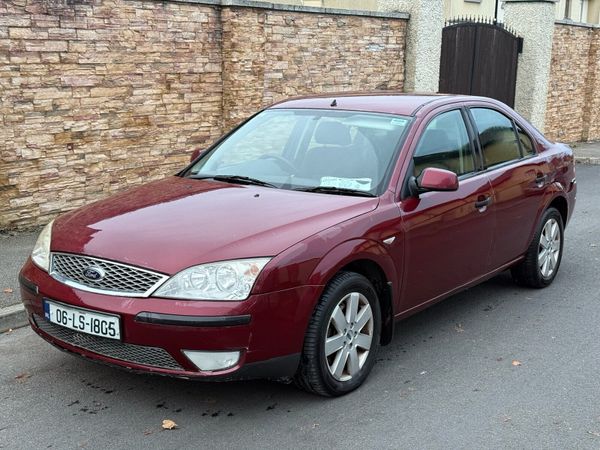 Ford Mondeo Saloon, Petrol, 2006, Red