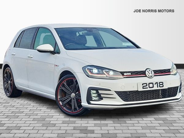 Volkswagen Golf Hatchback, Petrol, 2018, White