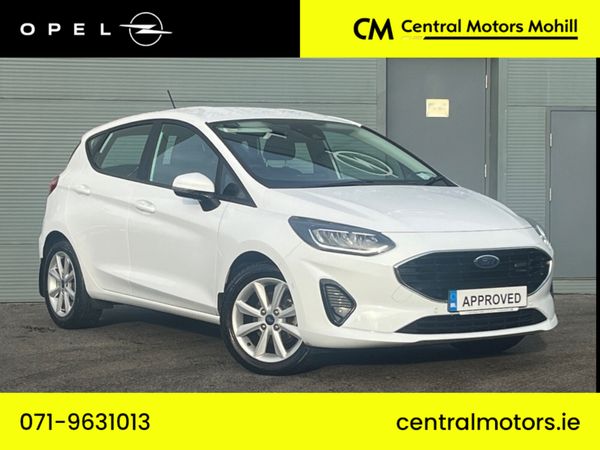 Ford Fiesta Hatchback, Petrol, 2023, White