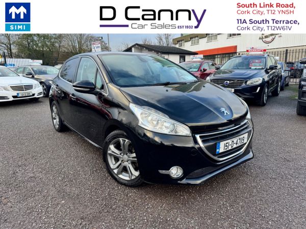 Peugeot 208 Hatchback, Petrol, 2015, Black