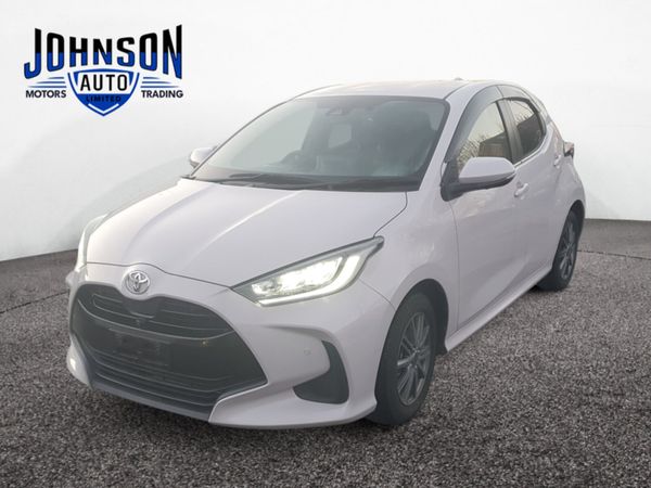 Toyota Yaris Hatchback, Petrol, 2020, Pink