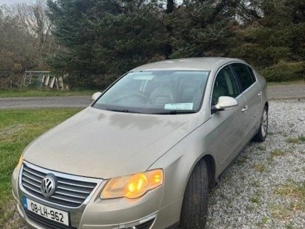 Volkswagen Passat Saloon, Diesel, 2008, Beige