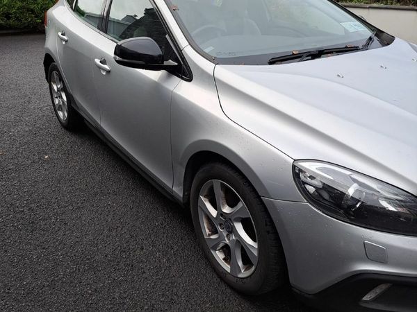 Volvo V40 Hatchback, Diesel, 2014, Silver