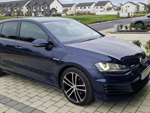 Volkswagen Golf Hatchback, Diesel, 2016, Blue