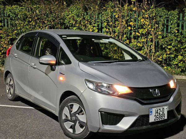 Honda Fit Hatchback, Petrol Hybrid, 2014, Silver