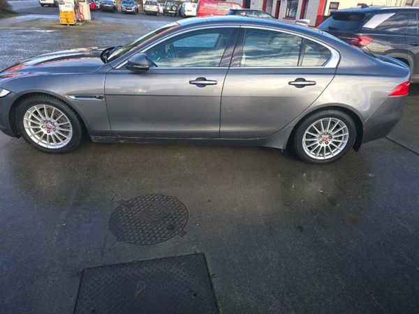 Jaguar XE Saloon, Diesel, 2020, Grey