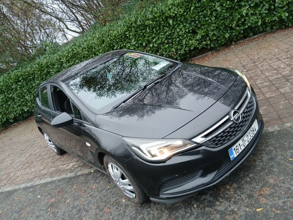 Opel Astra Hatchback, Diesel, 2016, Black
