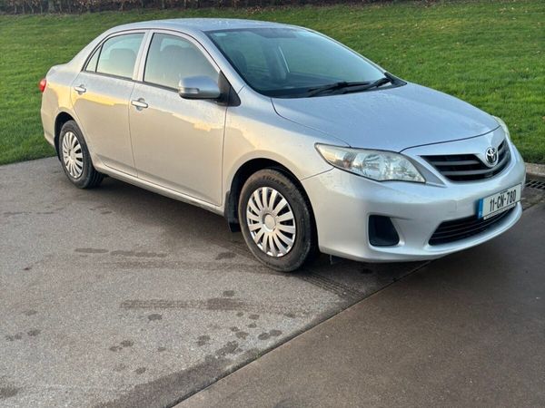 Toyota Corolla Saloon, Diesel, 2011, Silver