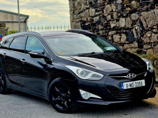 Hyundai i40 Estate/Jeep, Diesel, 2011, Black