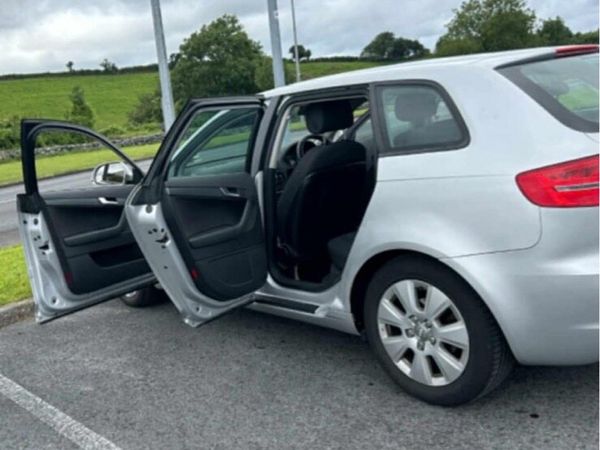 Audi A3 Hatchback, Diesel, 2009, Silver