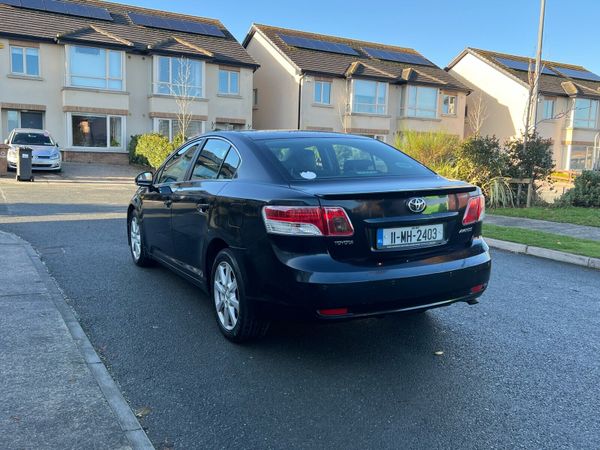 Toyota Avensis Saloon, Diesel, 2011, Grey
