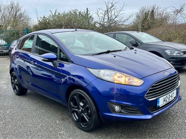Ford Fiesta Hatchback, Petrol, 2014, Blue