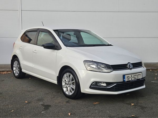 Volkswagen Polo Hatchback, Petrol, 2015, White