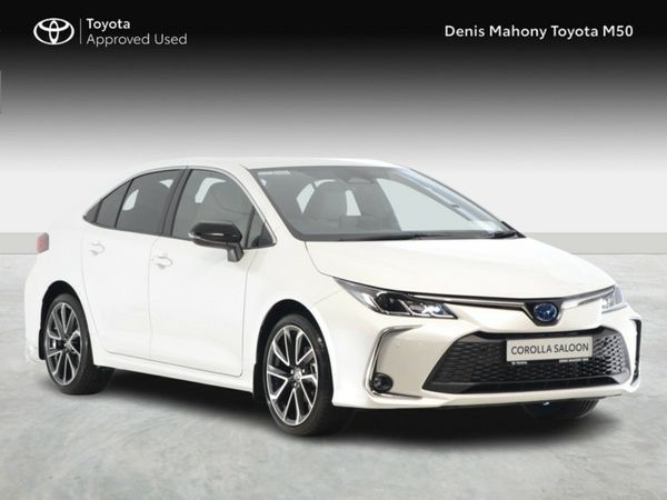 Toyota Corolla Saloon, Petrol Hybrid, 2026, 