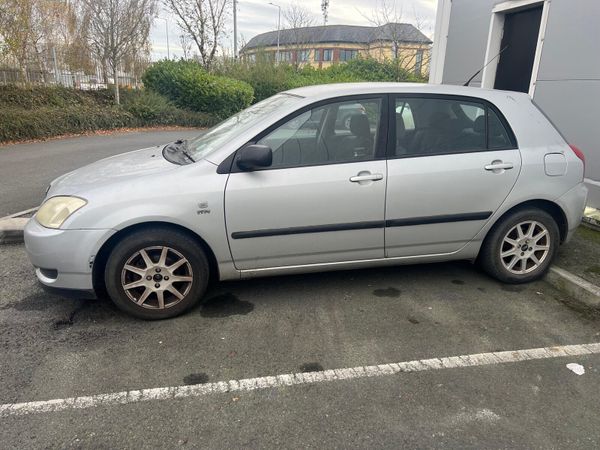 Toyota Corolla Hatchback, Petrol, 2003, Silver