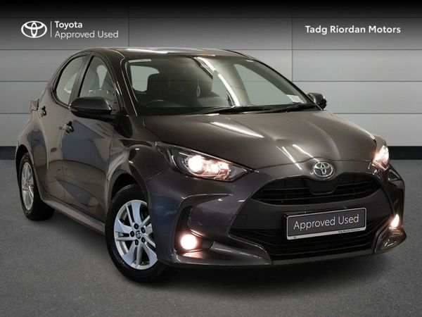Toyota Yaris Hatchback, Petrol, 2022, Grey