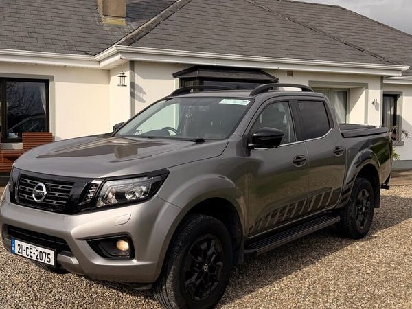 Nissan Navara Pick Up, Diesel, 2021, Grey