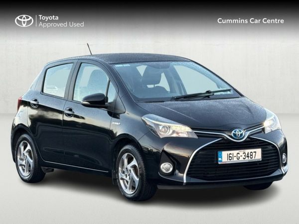 Toyota Yaris Hatchback, Petrol Hybrid, 2016, Black