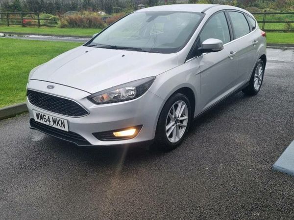 Ford Focus Hatchback, Petrol, 2014, Silver