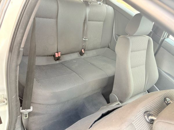 Opel Astra Hatchback, Petrol, 2007, Yellow