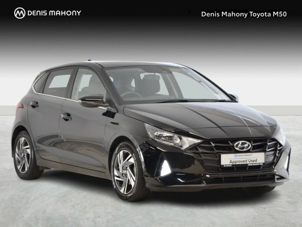 Hyundai i20 Hatchback, Petrol, 2022, Black