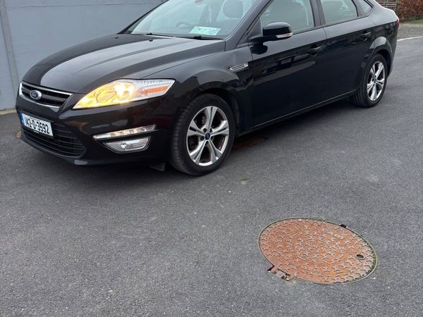 Ford Mondeo Hatchback, Diesel, 2014, Black