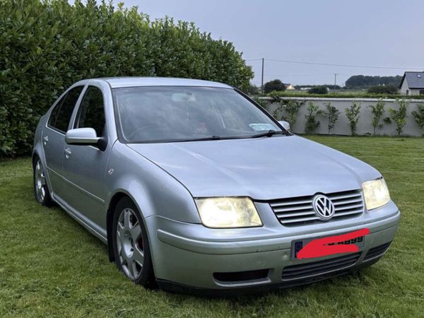 Volkswagen Bora Saloon, Diesel, 2005, Blue