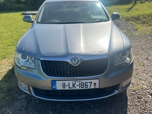 Skoda Superb Estate, Diesel, 2011, Grey