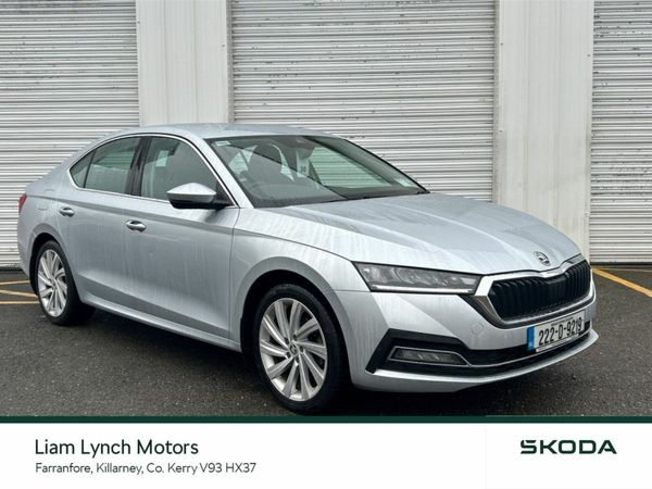 Skoda Octavia Saloon, Diesel, 2022, Grey