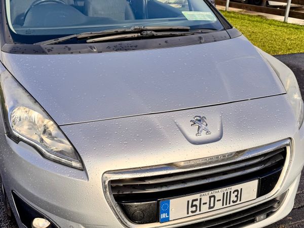 Peugeot 5008 MPV, Diesel, 2015, Grey