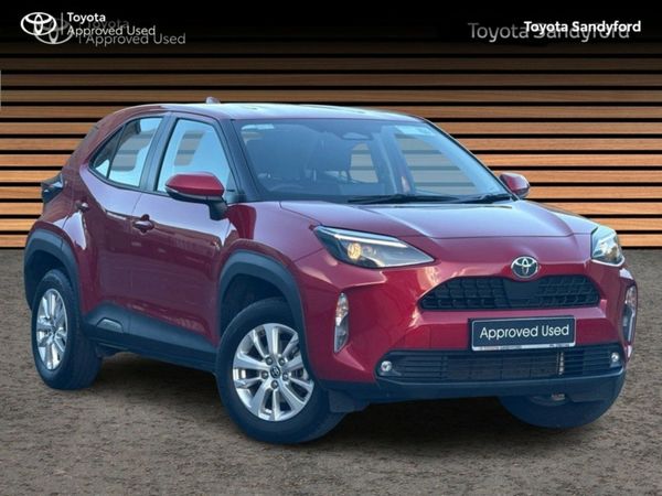 Toyota Yaris Cross Hatchback, Petrol Hybrid, 2025, Red