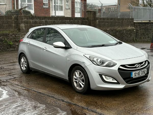 Hyundai i30 Hatchback, Diesel, 2012, Silver