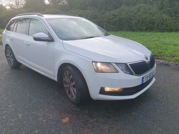 Skoda Octavia Estate, Diesel, 2017, White
