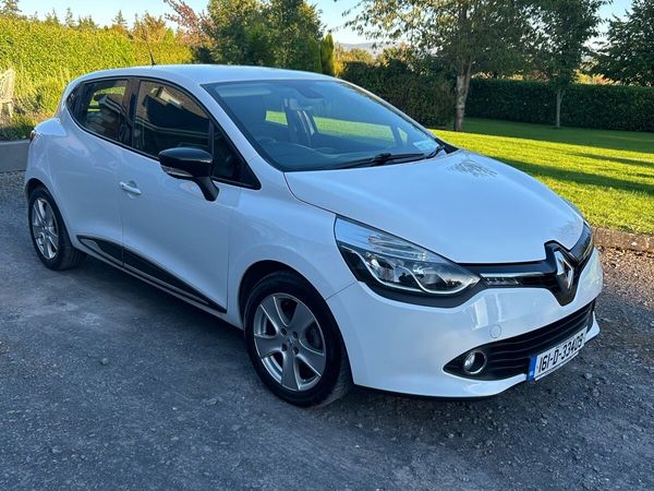 Renault Clio Hatchback, Petrol, 2016, White