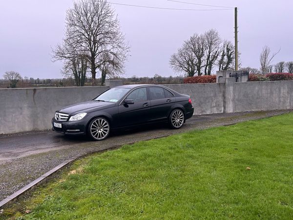 Mercedes-Benz C-Class Saloon, Diesel, 2013, Black