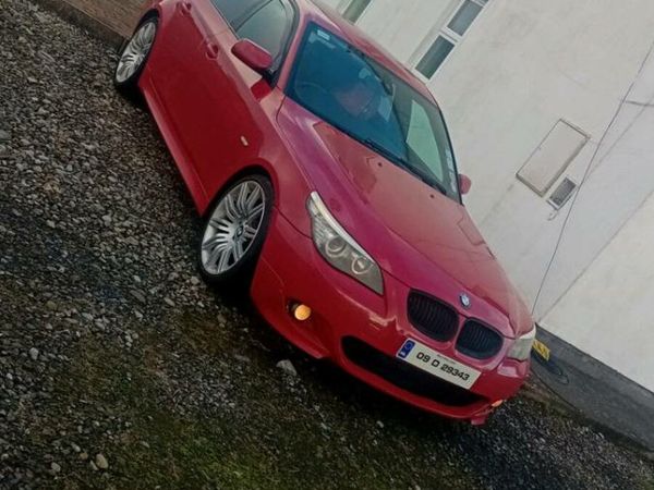 BMW 5-Series Saloon, Diesel, 2009, Red