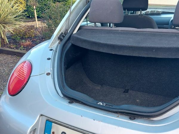 Volkswagen Beetle Hatchback, Petrol, 2006, Silver