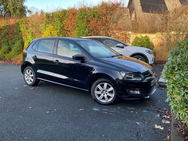Volkswagen Polo Hatchback, Petrol, 2011, Black