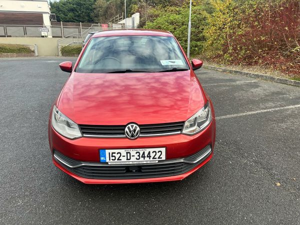 Volkswagen Polo Hatchback, Petrol, 2015, Red