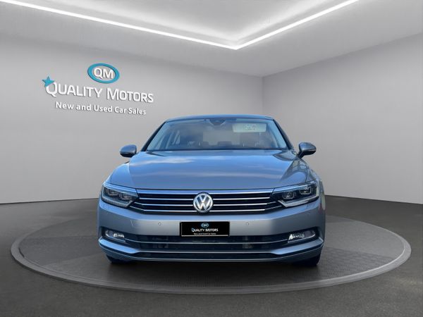 Volkswagen Passat Saloon, Petrol, 2016, Silver