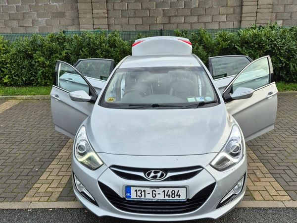 Hyundai i40 Saloon, Diesel, 2013, Silver